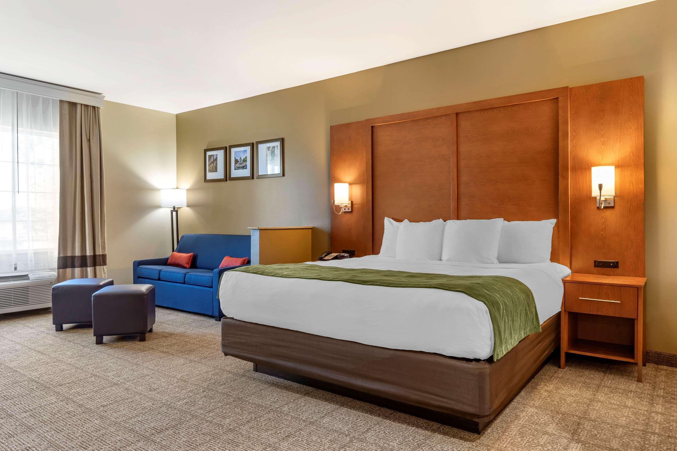 Comfort Inn & Suites Orangeburg Exterior photo