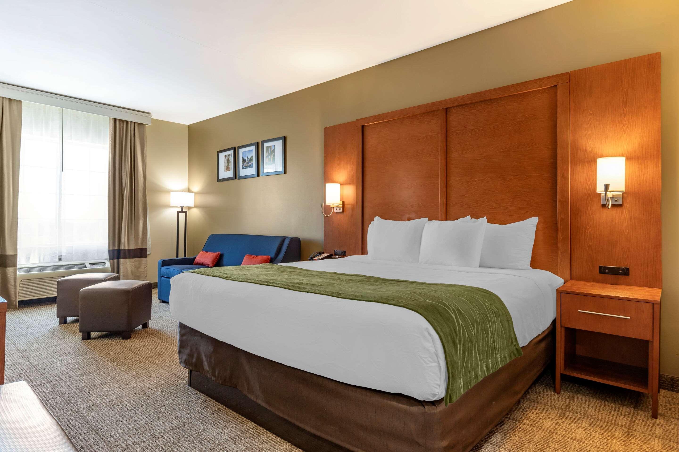 Comfort Inn & Suites Orangeburg Exterior photo