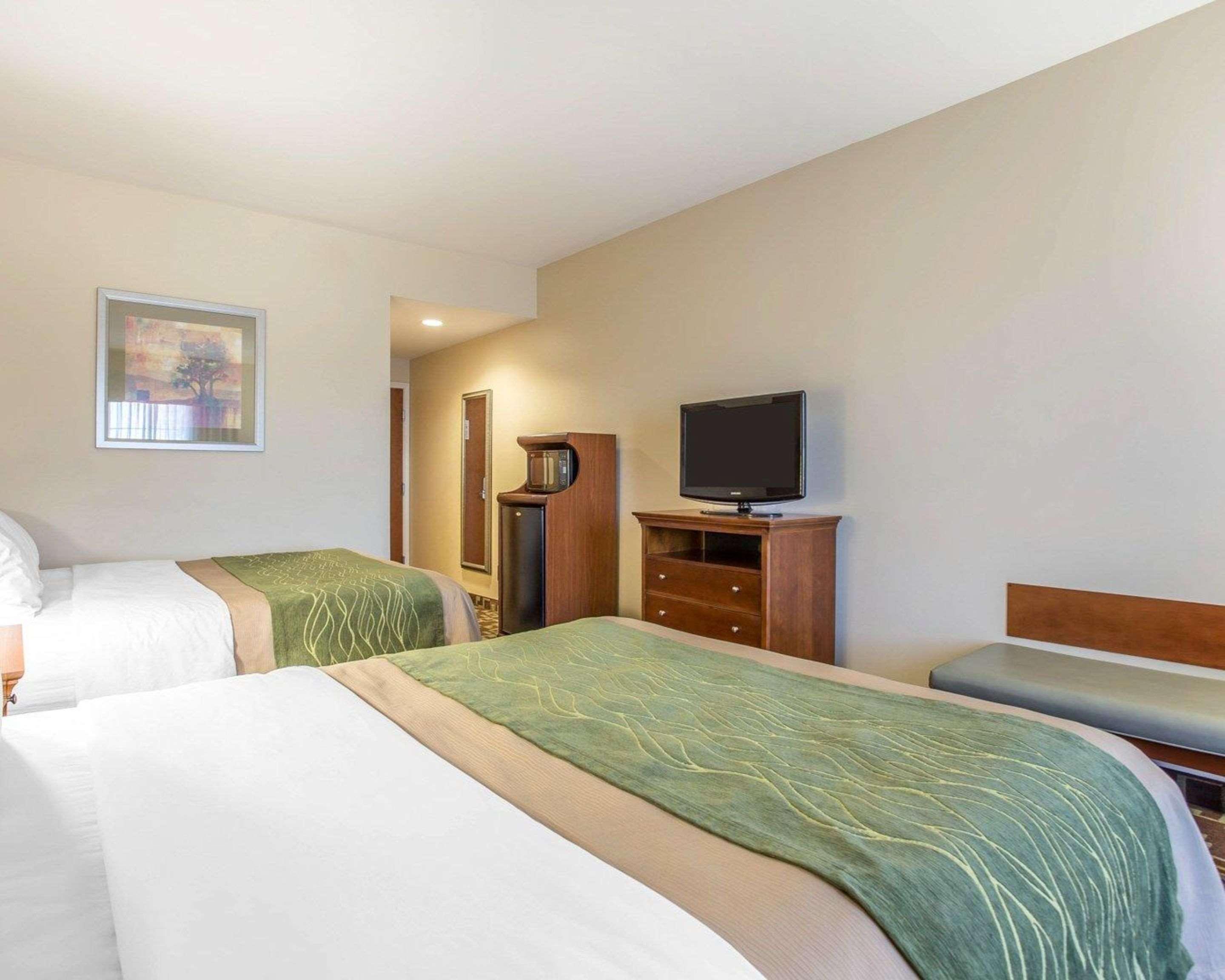 Comfort Inn & Suites Orangeburg Exterior photo